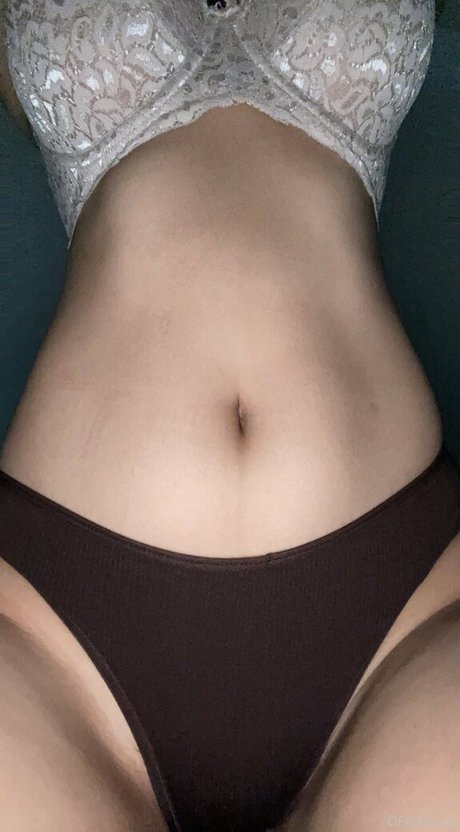 Lizzievx actrice libre images