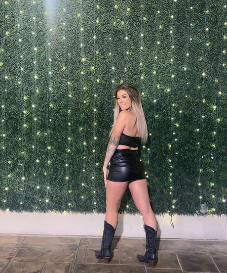 wtkhxrated étoile exclusive galeries