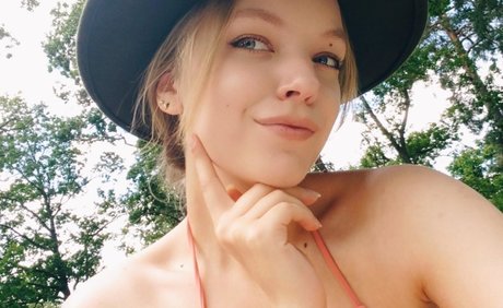 jovi fragole art star du porno photos