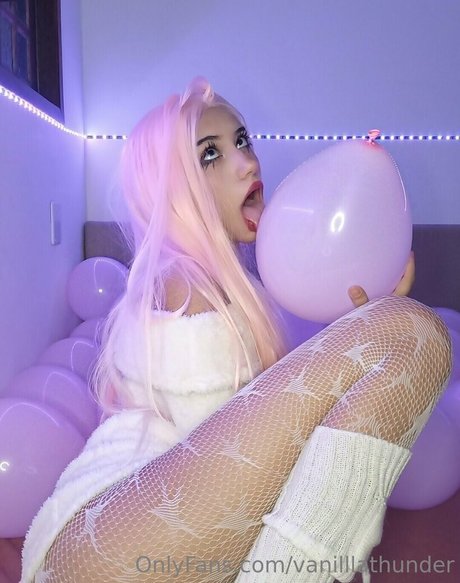 petits seins potelés onlyfans joli sexe archive