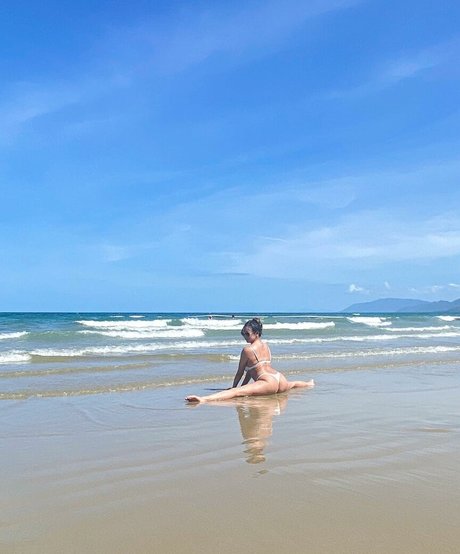 anysia x modèle sexy photos