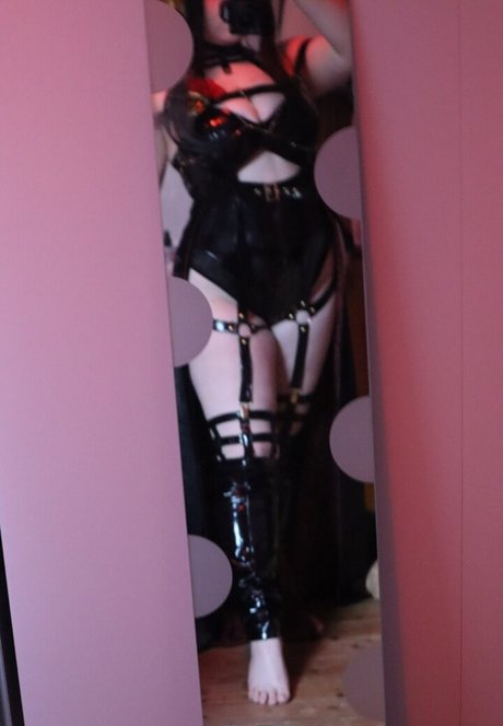 Enyaarwyen actrice porno image