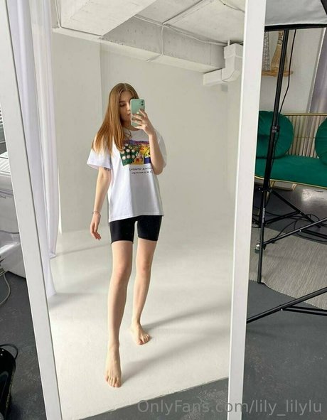 lily lilylu belle star du porno archive