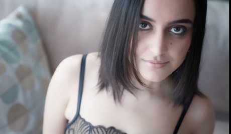 Yasmeena étoile magnifique images