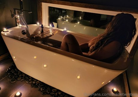 scarletwinters actrice xxx des photos