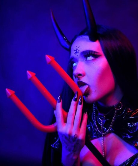 watermelon 69 modèle érotique img