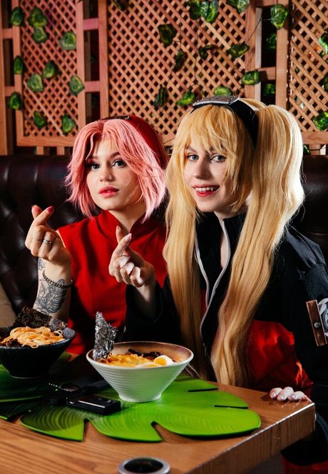 fans sociaux uniquement porno nus photo