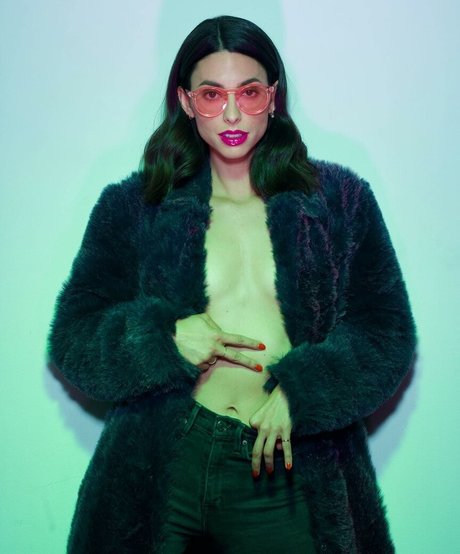 Jade Catta Preta modèle de sexe photo