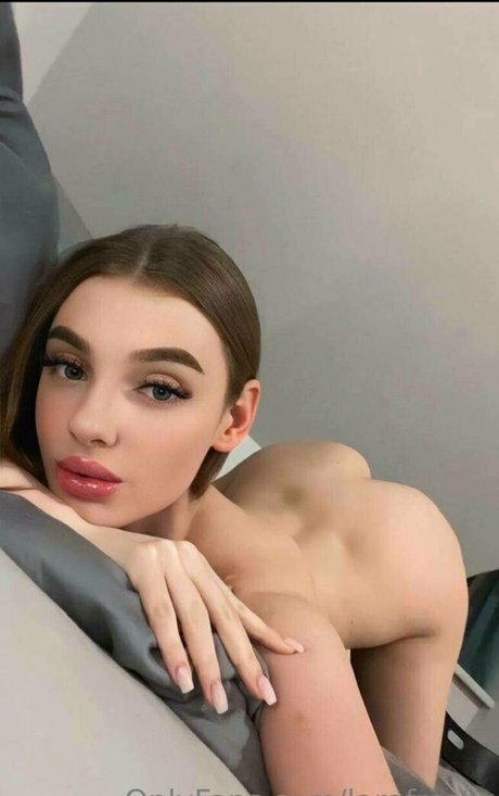 larafrosty star du porno xxx image