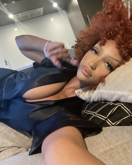 Solaya Ismail actrice sexy archive