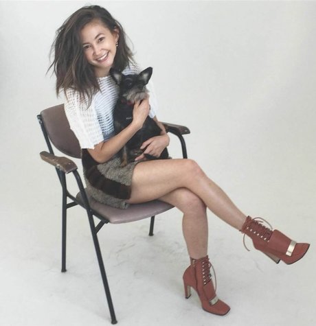 Kimiko Glenn star du porno gratuite photos