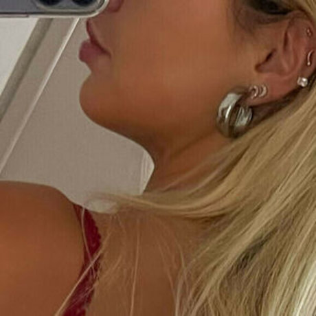 katypeach modèle nu galerie