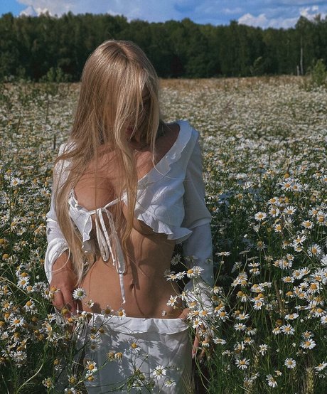 lilyermak modèle magnifique images