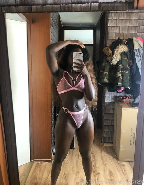 sarahbr64151250 modèle joli img