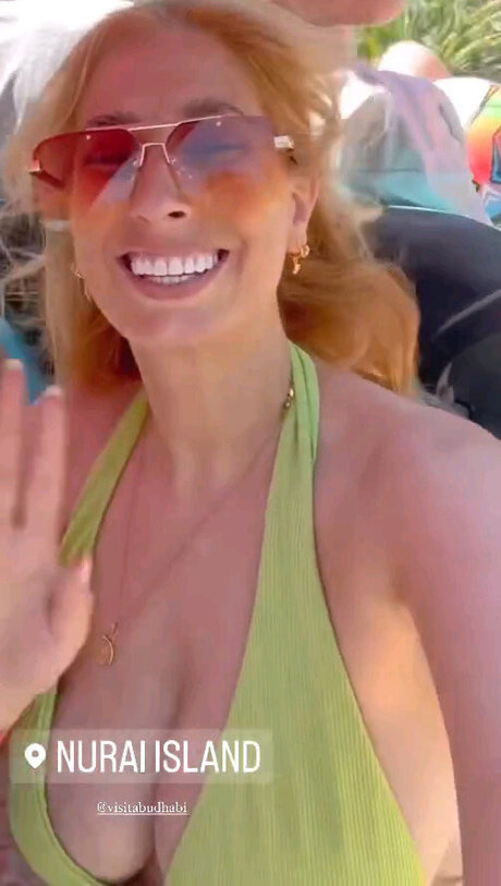 tatouages ​​blonds onlyfans belle érotique galeries