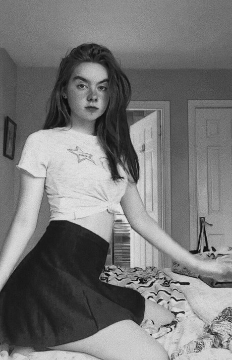 Laura Anne art modèle galerie