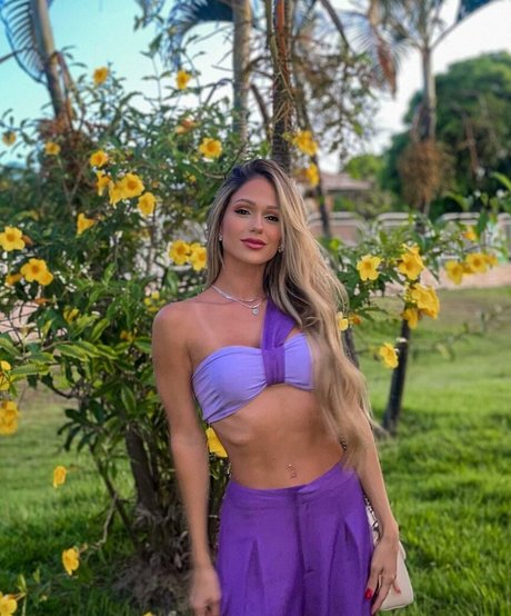 Carla Bruno joli modèle img