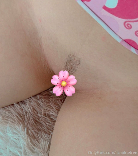 lizabluefree modèle adulte galeries