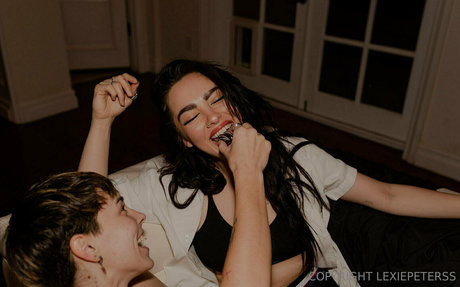 rousse solo onlyfans érotique exclusif galeries