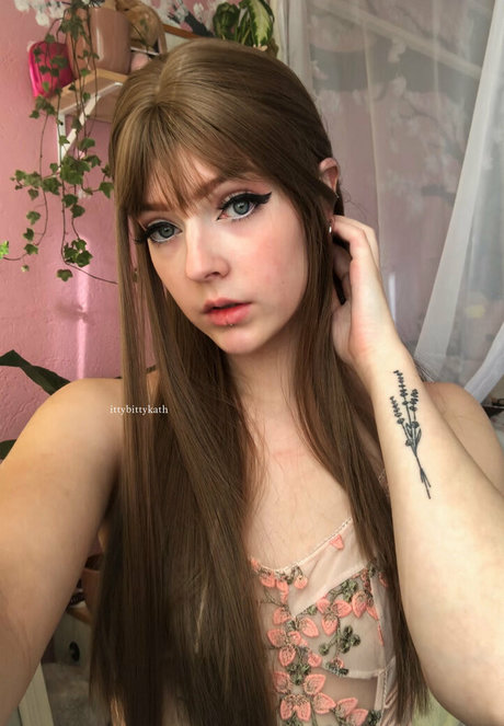 feyafernfree étoile sexy images