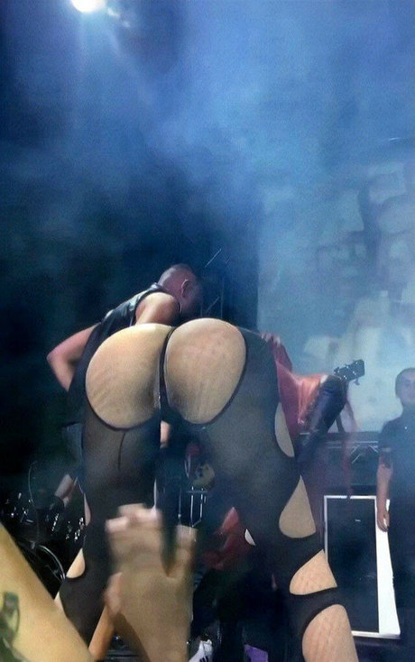 Lara Silva star du porno parfaite image