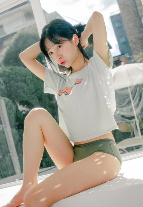 leeesovely haut modèle photo