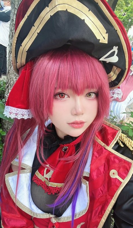 ZinieQ modèle sexy image