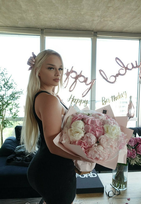 inspiredbyanya star du porno gratuite images