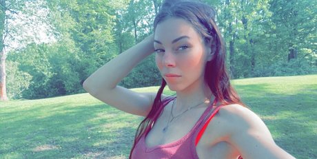 bellapetitewifey beau modèle photo