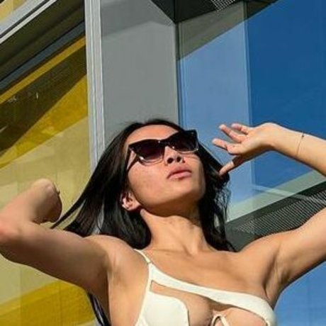 Helloitslynne modèle hd image