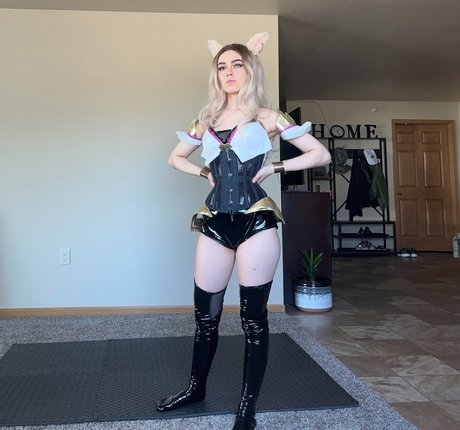 Awkspew roo2 haut modèle des photos