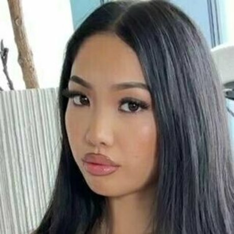 Romanlettuce modèle sexy des photos