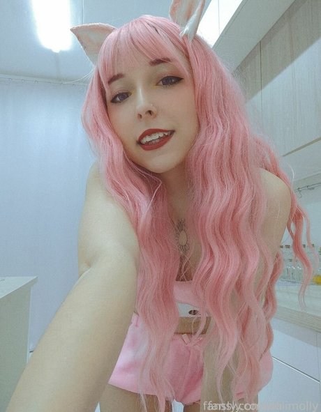 Loli Molly modèle porno des photos