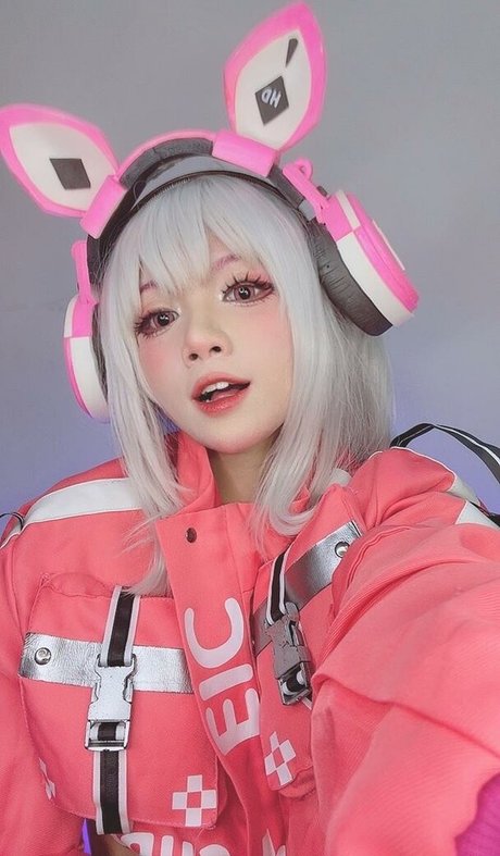 PoppaChan actrice nue collection