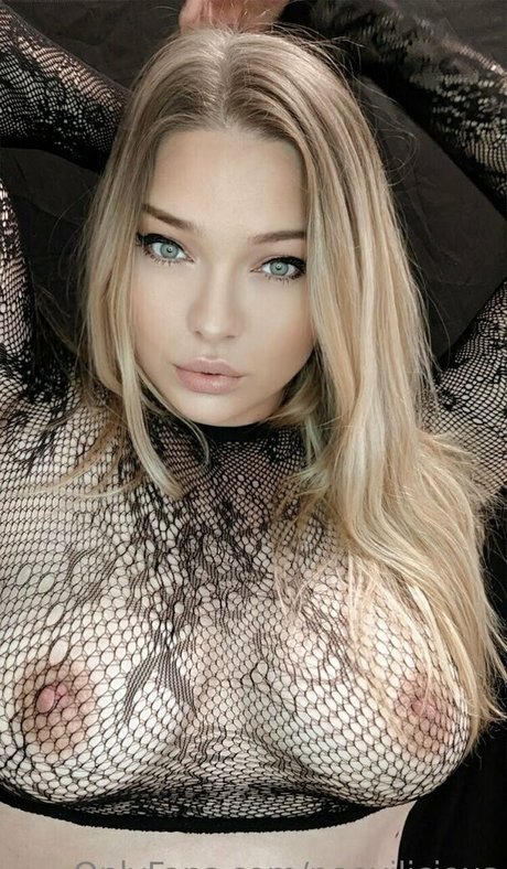 neevilicious modèles nus galerie