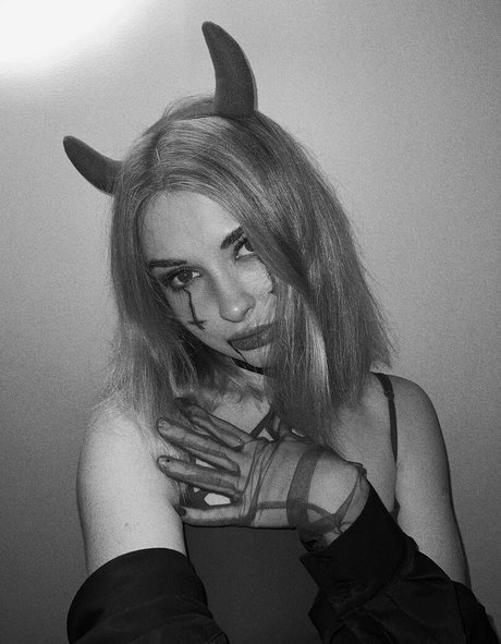 Ahrinyan étoile adulte img