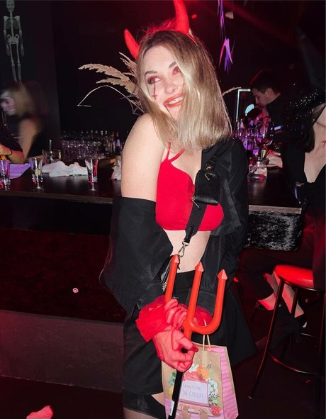 Ahrinyan star pornographique collection