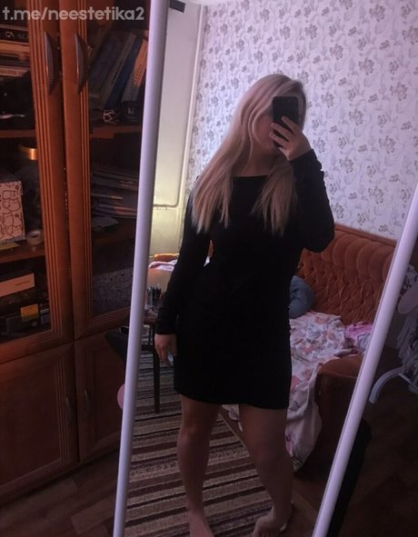 Lenny Bright actrice érotique galerie