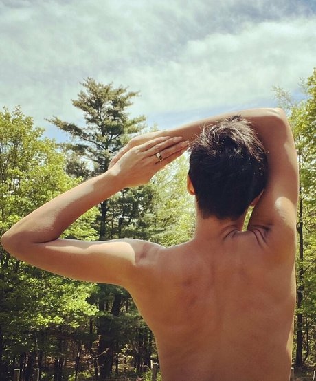 Rosario Dawson étoile nue des photos