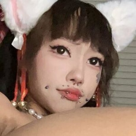 cyber0v0 jolie star du porno archive