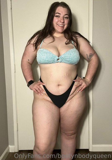 bootynbodyqueen actrice érotique collection