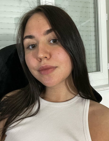 chasteté onlyfans érotique sympa photos