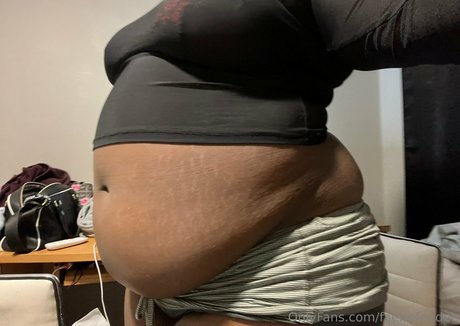 faeriefeedee modèle exclusif img