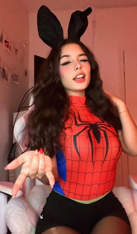 Alee Babe actrice érotique photos