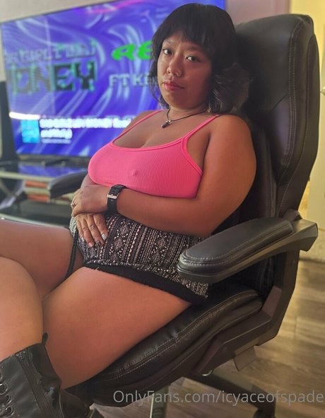 icyaceofspade modèle porno archive