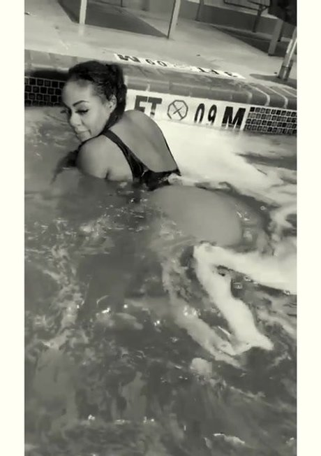 Missdridri star du porno de haute qualité des photos