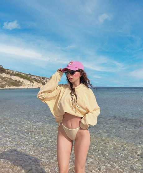 Meltem Koc sexe star du porno image