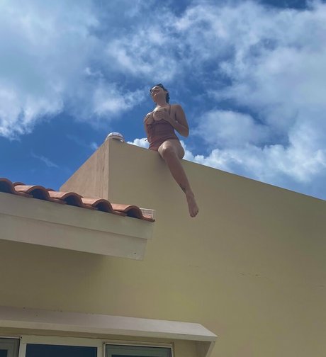 AliRosePB haut étoile archive