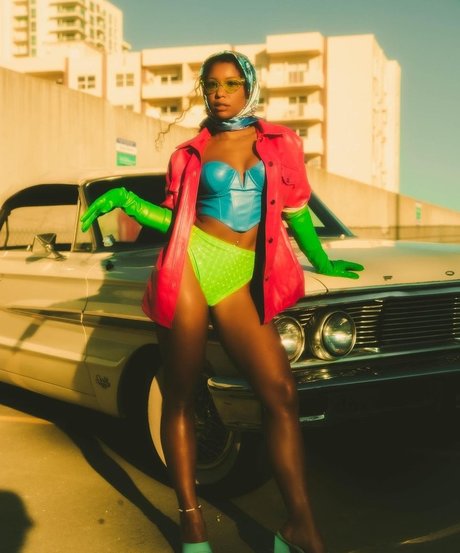 Mataya Sweeting modèle magnifique galeries