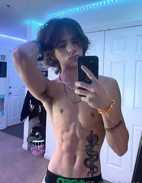 onlybonez actrice pornographique galeries